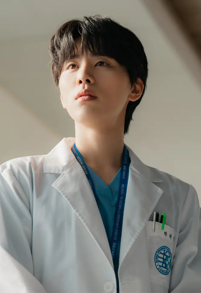 박태경 역 김우석 공식 사진