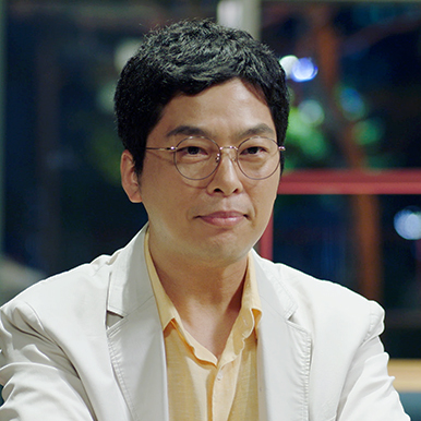 임사빈 역 윤희석 공식 사진