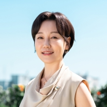 홍옥선 역 진경 공식 사진
